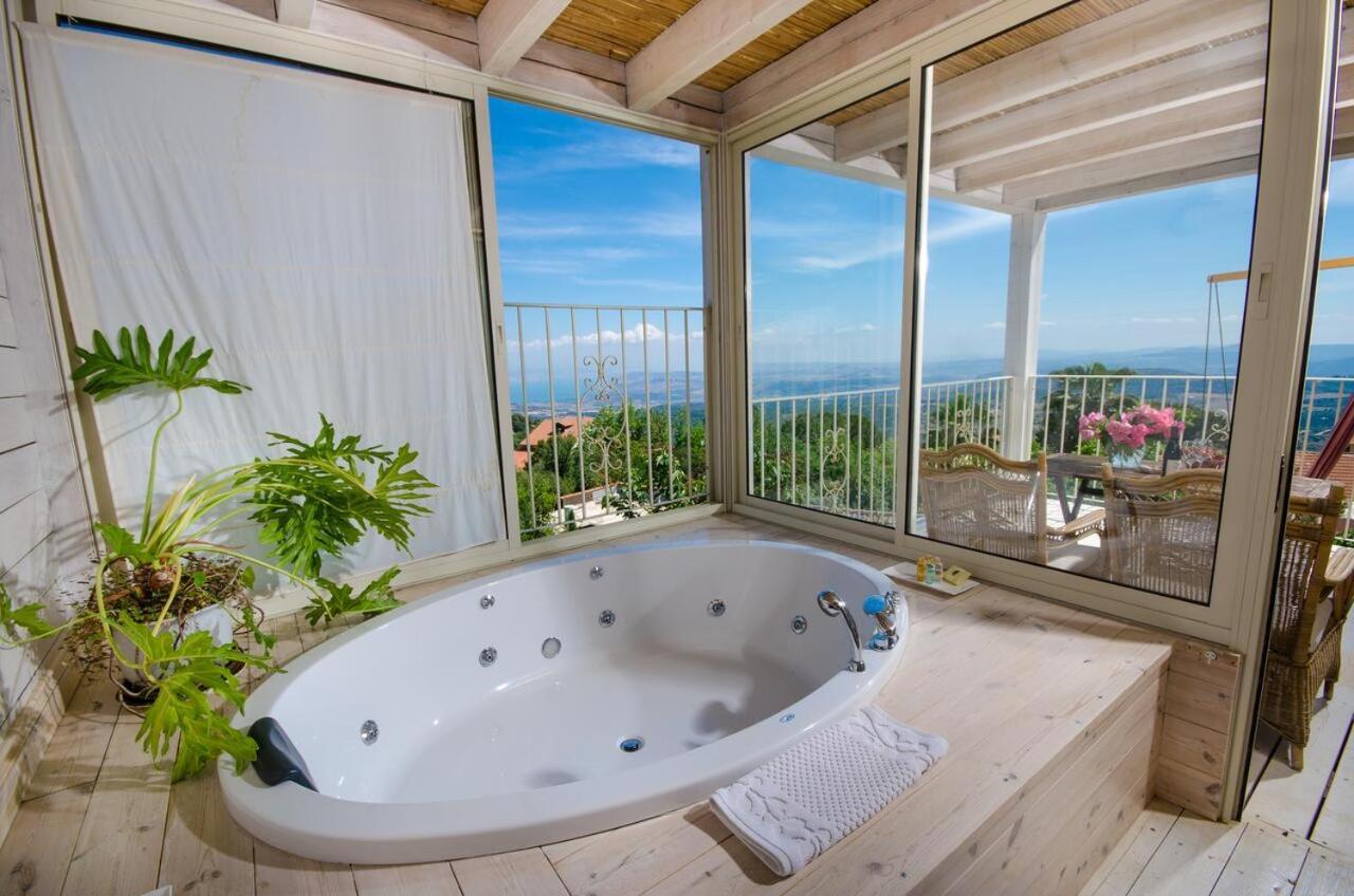 Jasmin Suite סוויטת יסמין Amirim Exterior foto